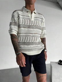 Polo Cruise Knit – Textura Listrada e Trama Respirável