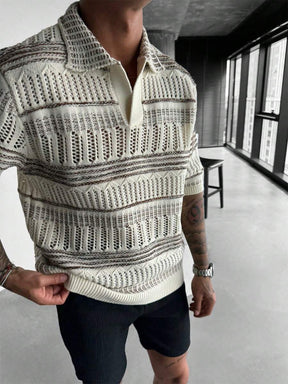 Polo Cruise Knit – Textura Listrada e Trama Respirável