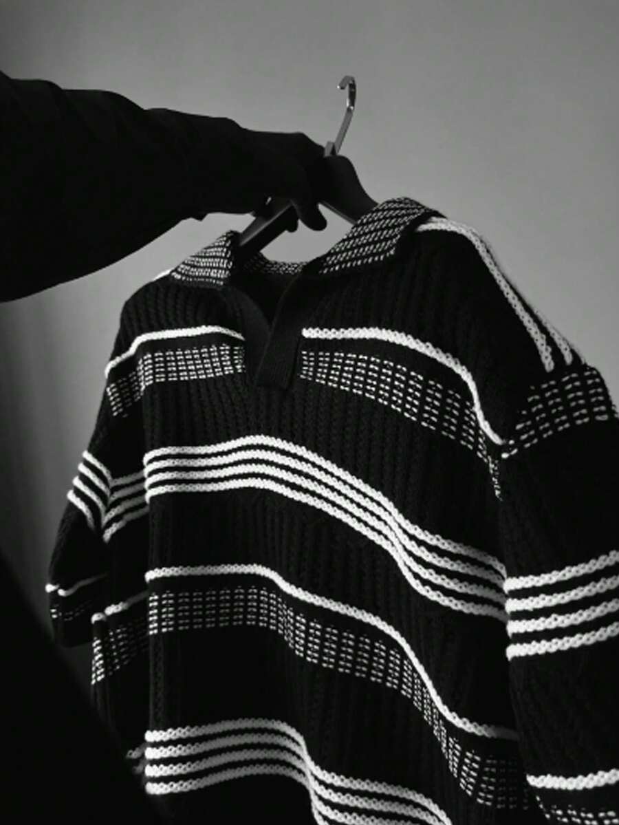 Polo Cruise Knit – Textura Listrada e Trama Respirável