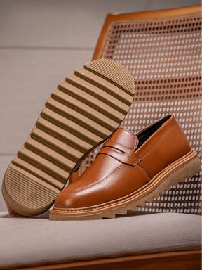 Tênis Mocassim Milano Tratorado | Design Moderno e Conforto