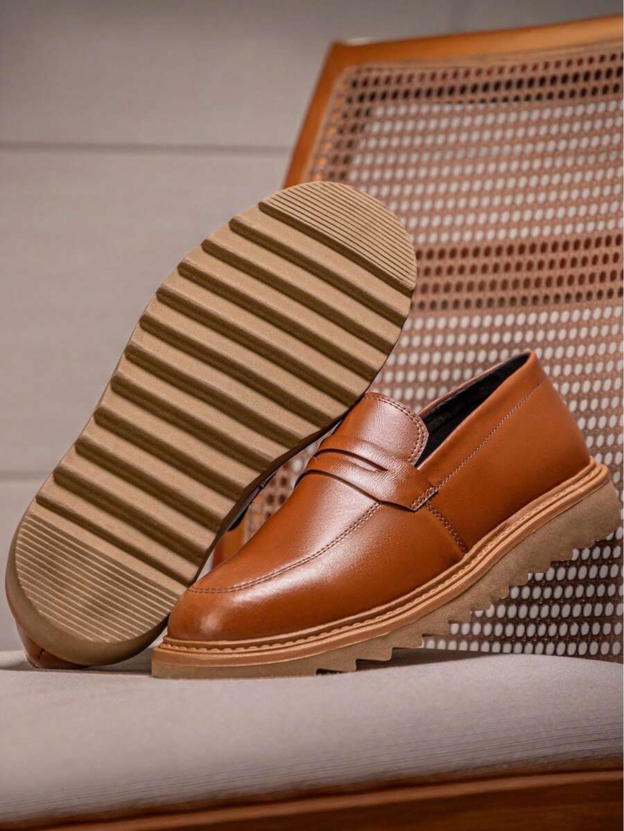 Tênis Mocassim Milano Tratorado | Design Moderno e Conforto